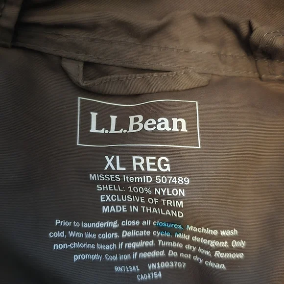 LL Bean Brown and Red Hooded Jacket - Picture 4 of 4